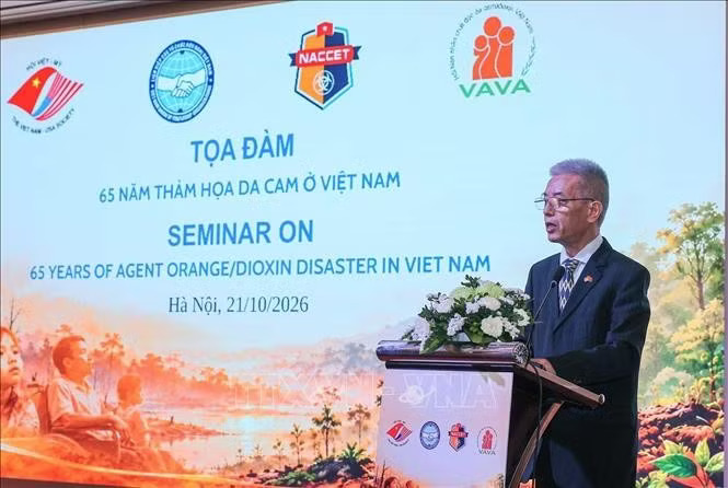 1792566290330_potal-toa-dam-ve-65-nam-tham-hoa-da-cam-viet-nam-stand-jpg