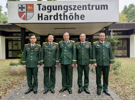 MỞ RỘNG HỢP TÁC QUỐC TẾ VÀ NÂNG CAO NĂNG LỰC ỨNG PHÓ CBRN, BẢO VỆ MÔI TRƯỜNG: Đoàn công tác Binh chủng Hóa học thăm và làm việc tại Cộng hòa Pháp và Cộng hòa Liên bang Đức