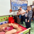 LAN TỎA TÌNH CẢM, TRÁCH NHIỆM: Đoàn công tác NACCET - Đại sứ quán Hoa Kỳ tại Việt Nam tới thăm gia đình nạn nhân chất độc da cam tại Đồng Nai