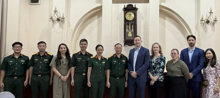TRUNG TÂM NACCET LÀM VIỆC VỚI CƠ QUAN GIẢM THIỂU ĐE DỌA QUỐC PHÒNG HOA KỲ